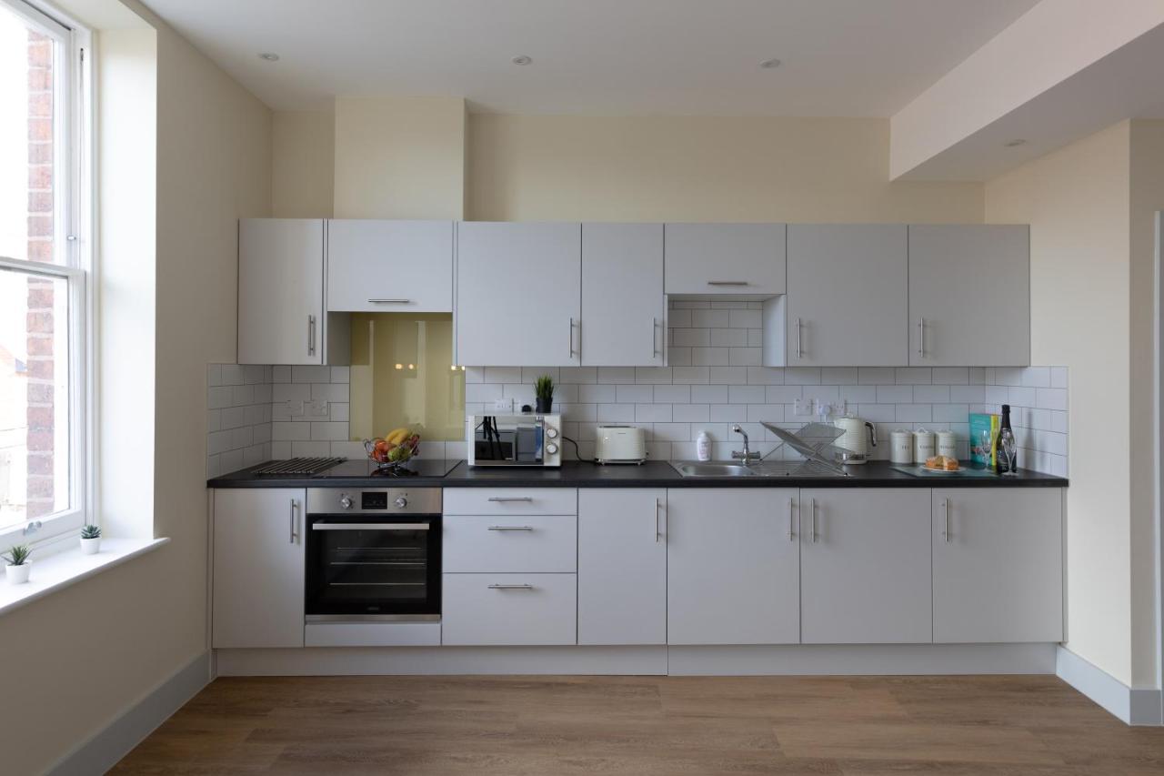 Hereford City Centre - Apartment 7, Isabella House - Modern Apartment In The Heart Of The City - Sleeps 2 Guests - Hosted By Rentmyhouse Экстерьер фото