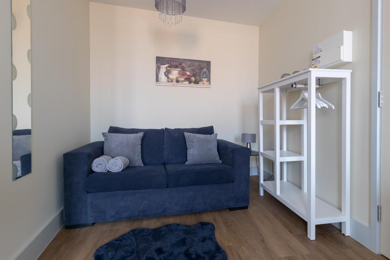 Hereford City Centre - Apartment 7, Isabella House - Modern Apartment In The Heart Of The City - Sleeps 2 Guests - Hosted By Rentmyhouse Экстерьер фото